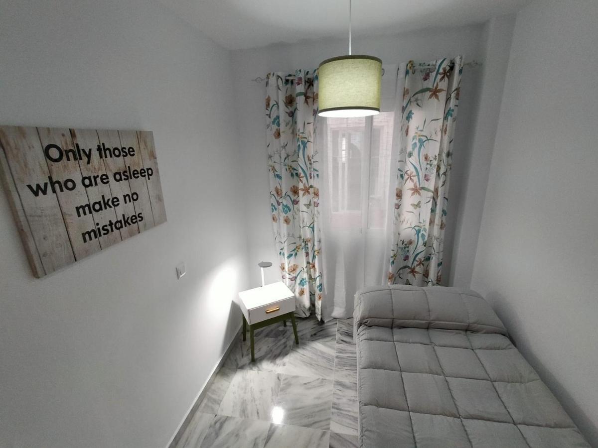Apartamento Amplio, Seneca 1A Junto Al Centro Малага Екстер'єр фото